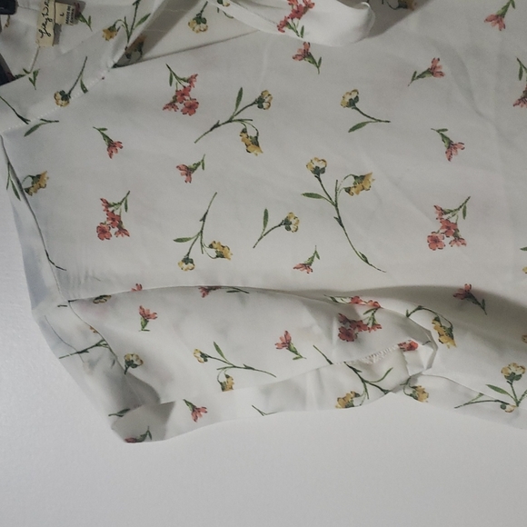 Top - Picture 4 of 8